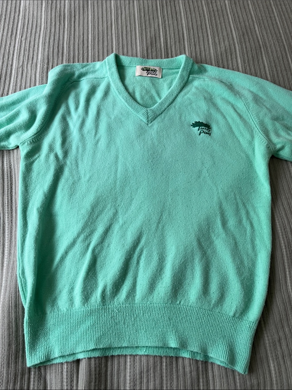 Vintage V-Neck Golf Sweater - Torrey Pines Mint Green
